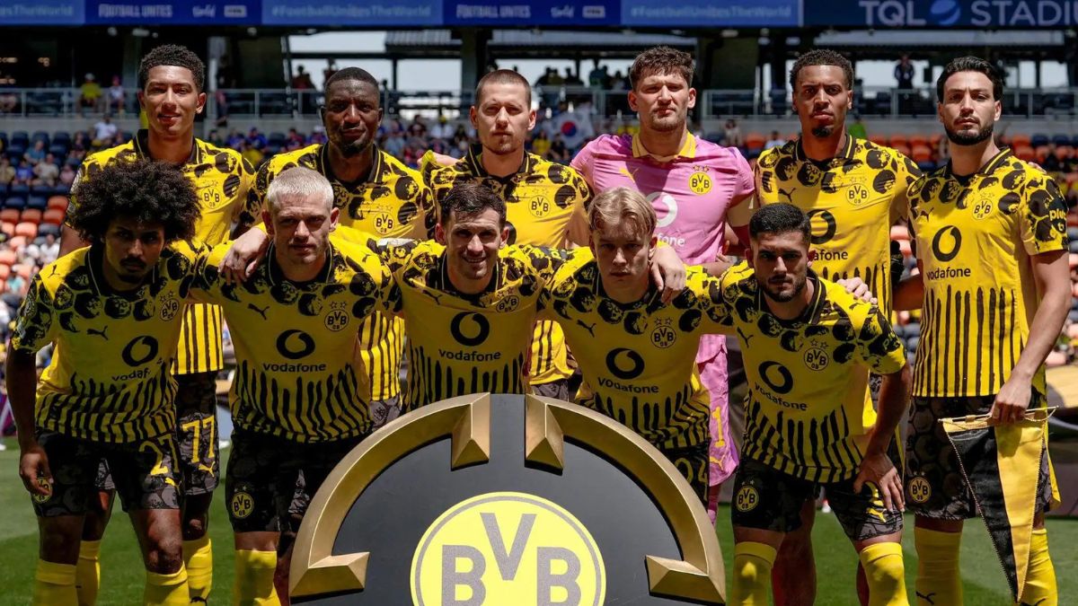 Borussia Dortmund: Uspjesi na terenu i milijunski transferi u sjeni Klupskog SP-a