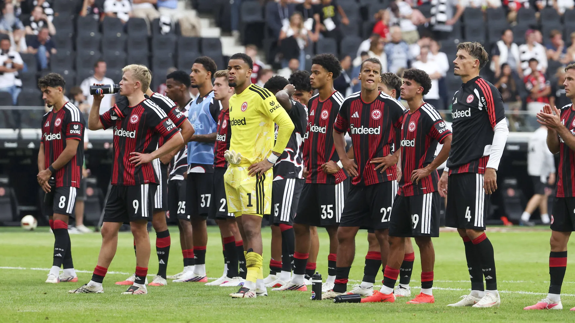 Eintracht se opet raspada i Hütter mora pronaći odgovor